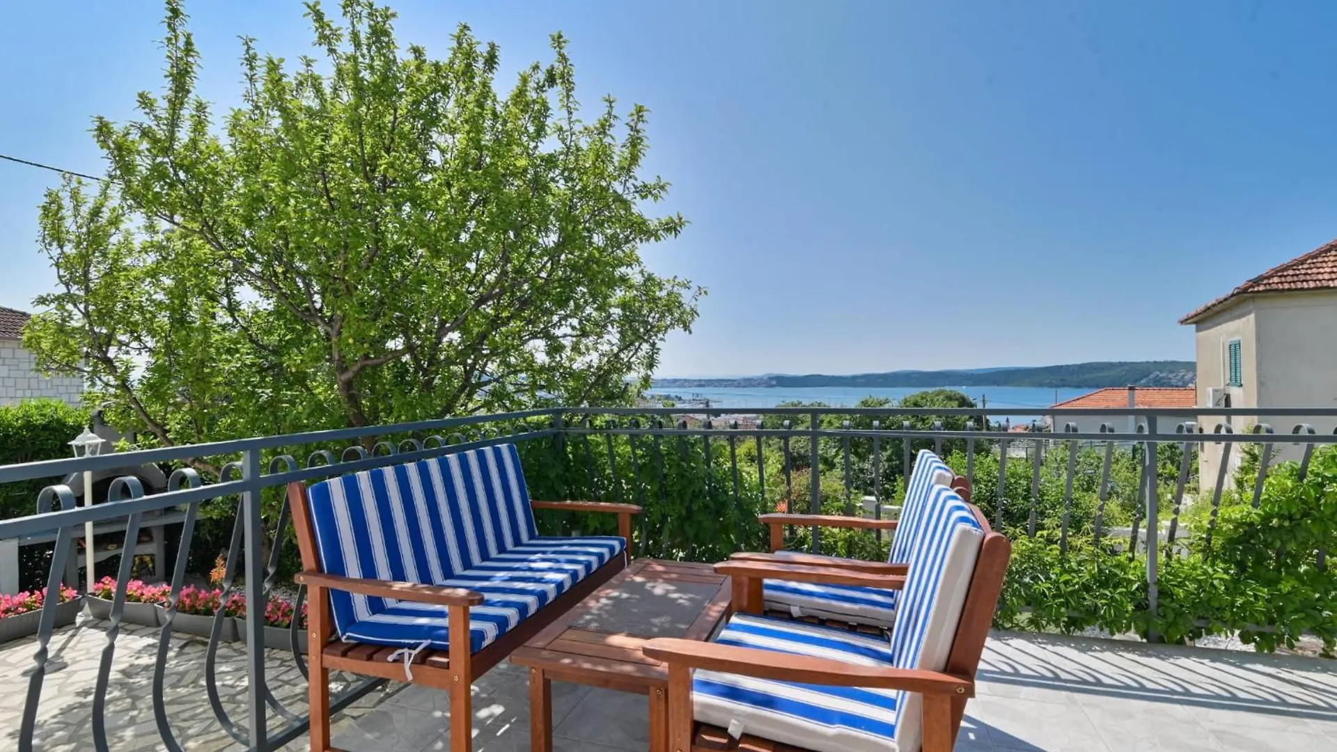 Rina Vacation Home location